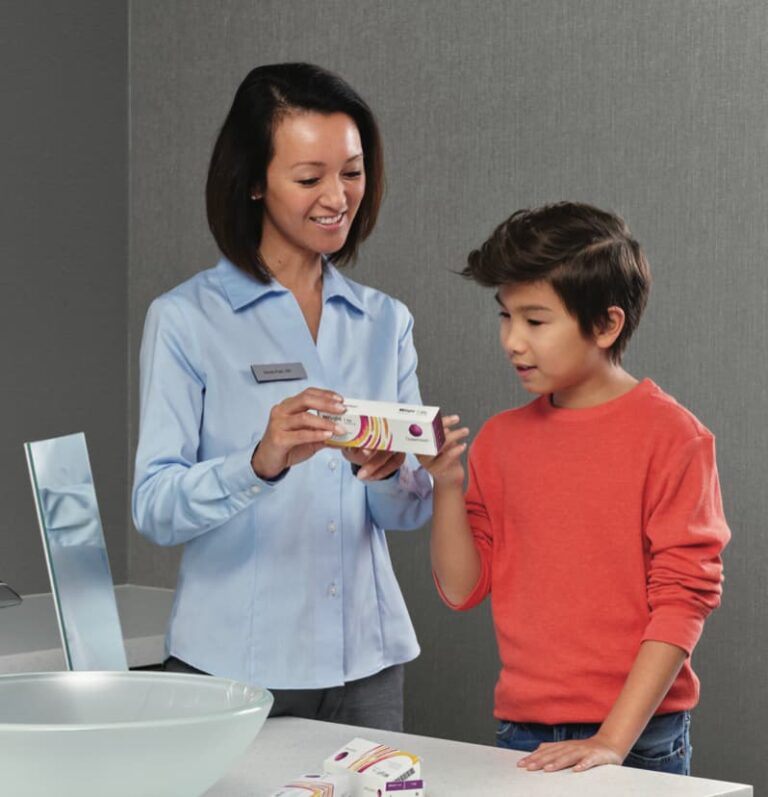Specialty contact lens technology at Eye Freedom