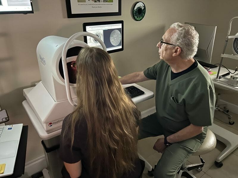 WaveDyn Vision Analyzer used for advanced scleral lens evaluation